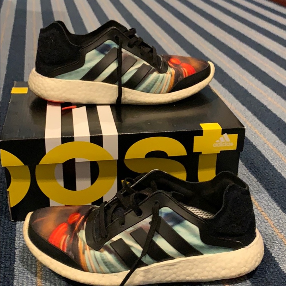 ADIDAS PUREBOOST- SIZE 8